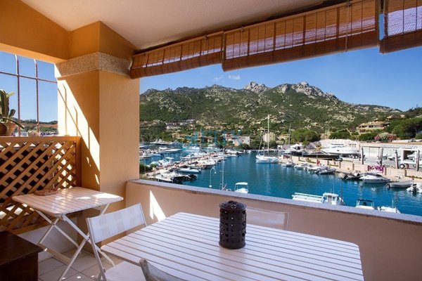 appartamento in vendita ad Arzachena in zona Porto Cervo