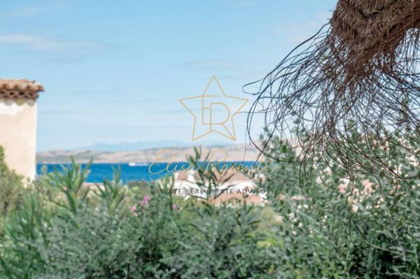 appartamento in vendita ad Arzachena