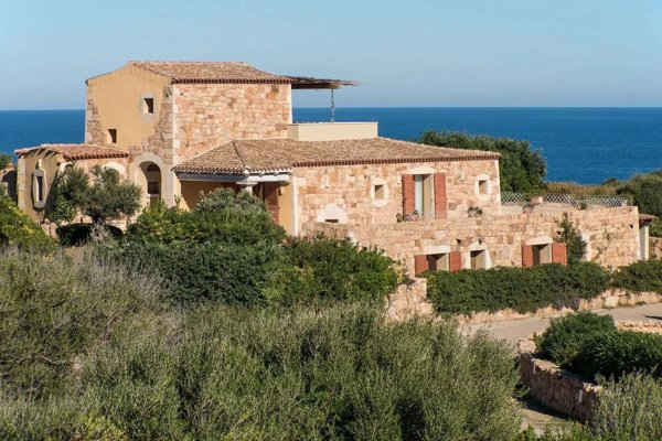 casa indipendente in vendita ad Arzachena in zona Porto Cervo