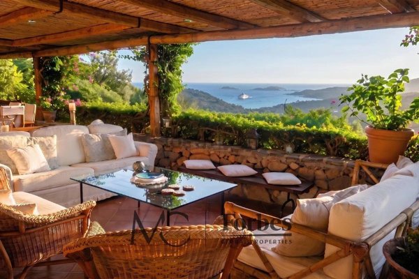 casa indipendente in vendita ad Arzachena in zona Porto Cervo
