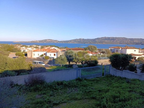casa indipendente in vendita ad Arzachena