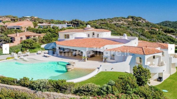 casa indipendente in vendita ad Arzachena in zona Porto Cervo