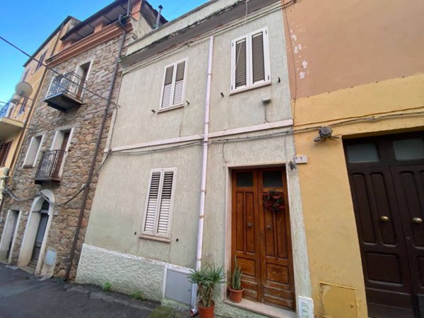 intera palazzina in vendita a Berchidda