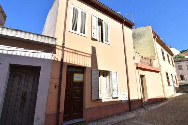 casa indipendente in vendita a Bonorva