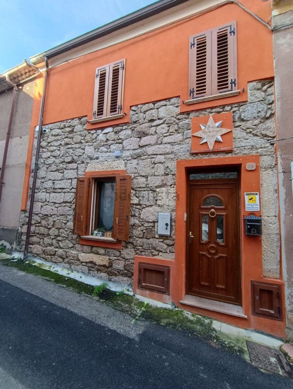 casa indipendente in vendita a Bonorva