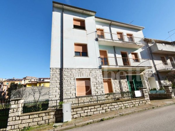 casa indipendente in vendita a Calangianus