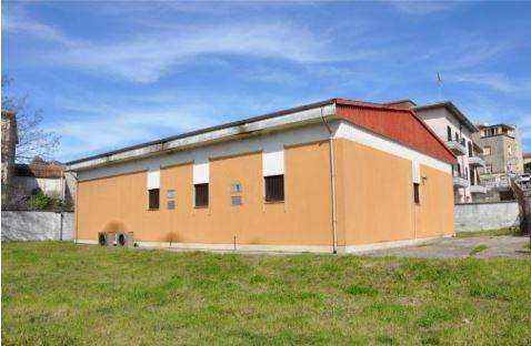 locale commerciale in vendita a Calangianus
