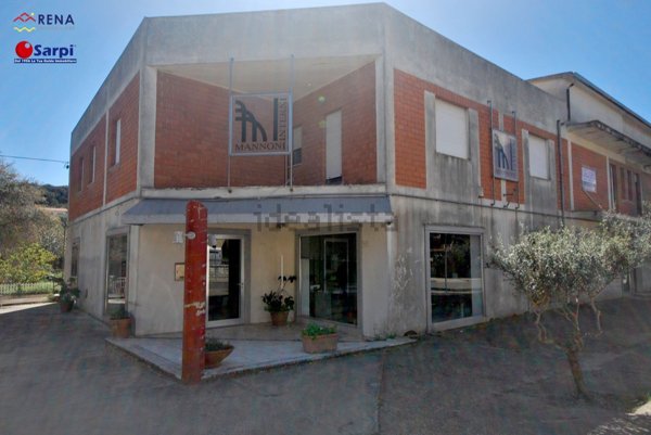 locale commerciale in vendita a Calangianus