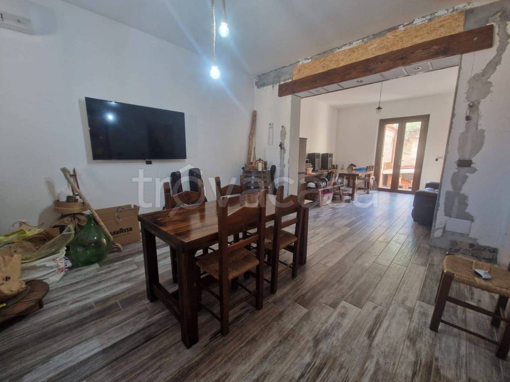 casa indipendente in vendita a Cargeghe