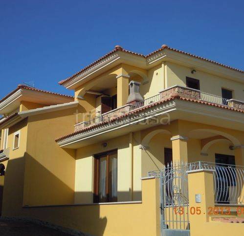 casa indipendente in vendita a Castelsardo in zona Lu Bagnu