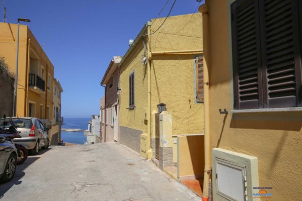 appartamento in vendita a Castelsardo in zona Lu Bagnu