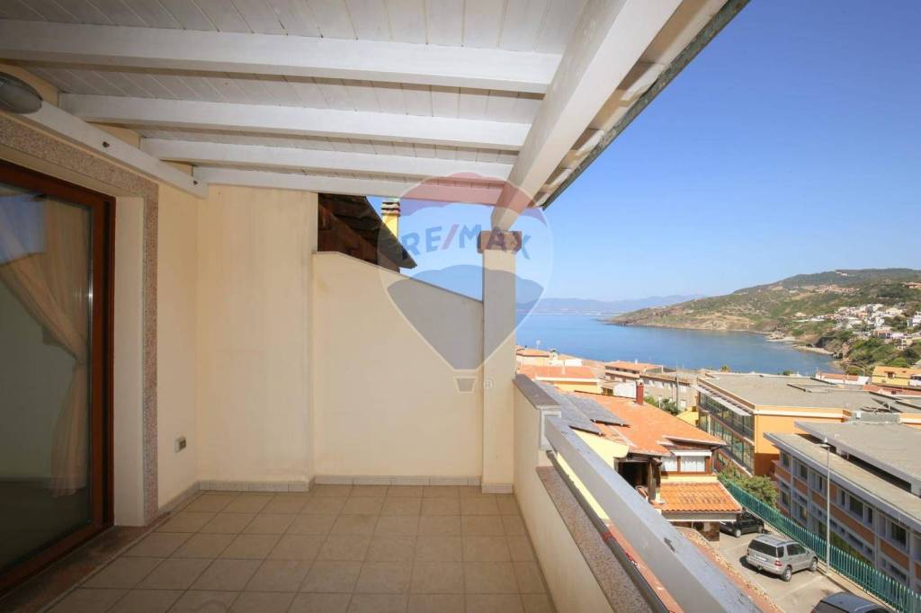 appartamento in vendita a Castelsardo in zona Lu Bagnu