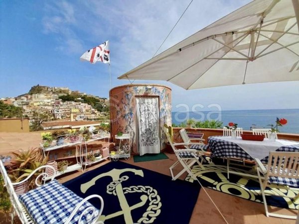 casa indipendente in vendita a Castelsardo