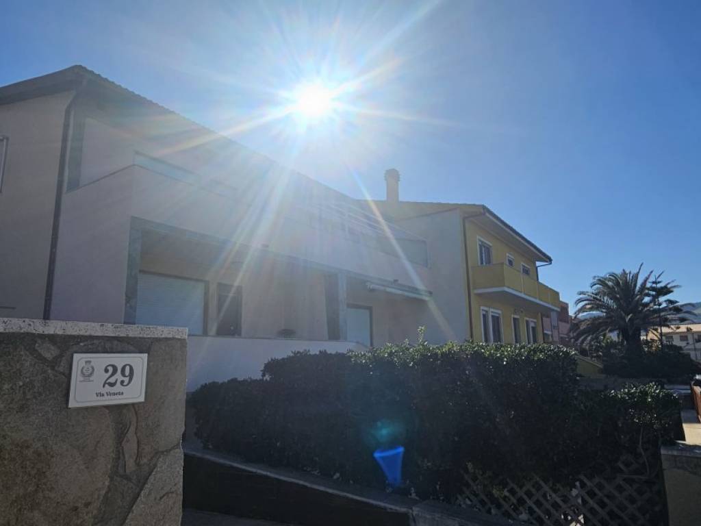 appartamento in vendita a Castelsardo in zona Lu Bagnu