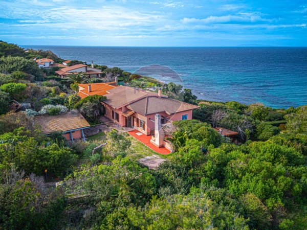 casa indipendente in vendita a Castelsardo