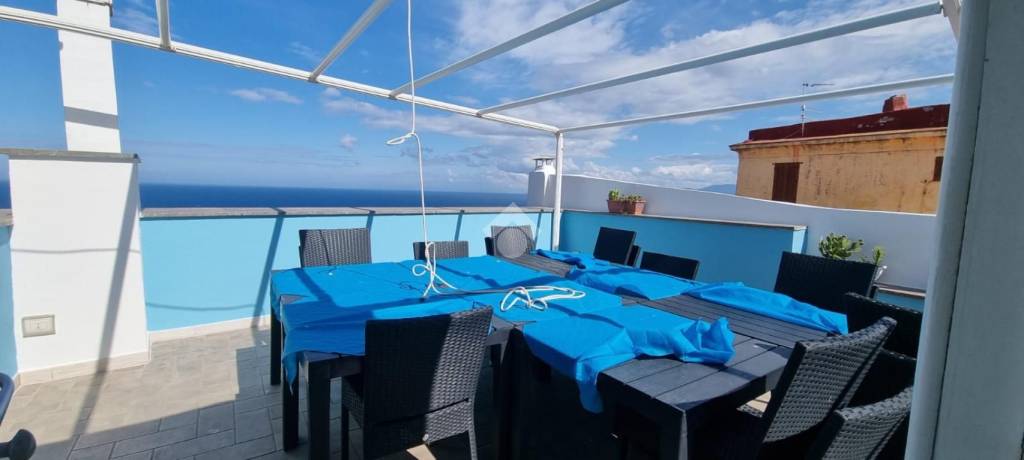 negozio in vendita a Castelsardo