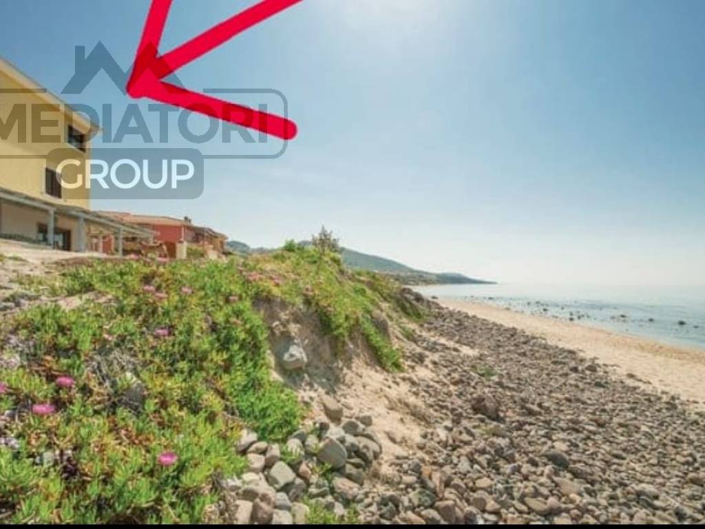 casa indipendente in vendita a Castelsardo in zona Lu Bagnu