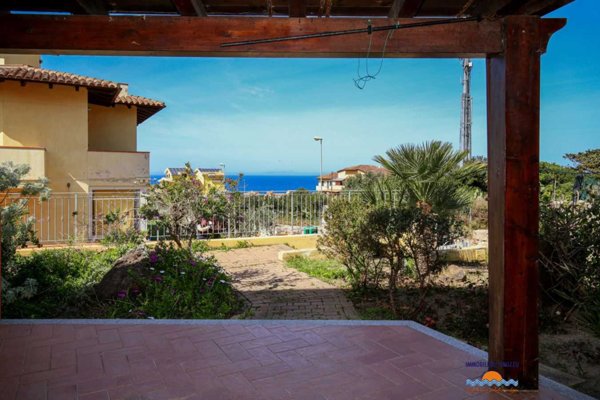 appartamento in vendita a Castelsardo in zona Lu Bagnu