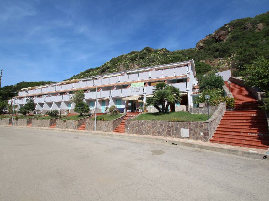 appartamento in vendita a Castelsardo in zona Lu Bagnu