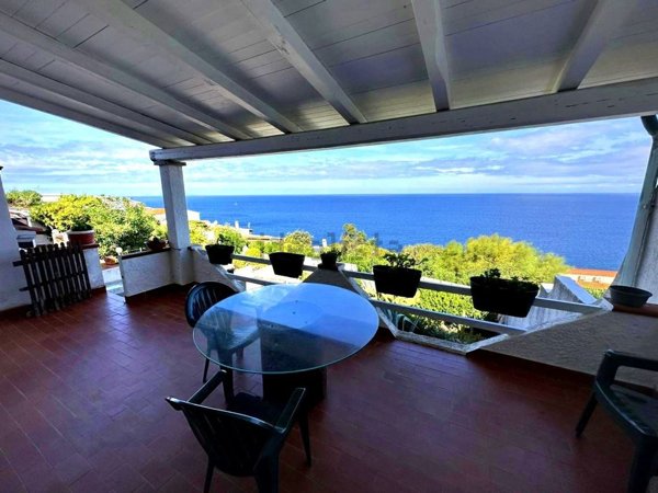 casa indipendente in vendita a Castelsardo