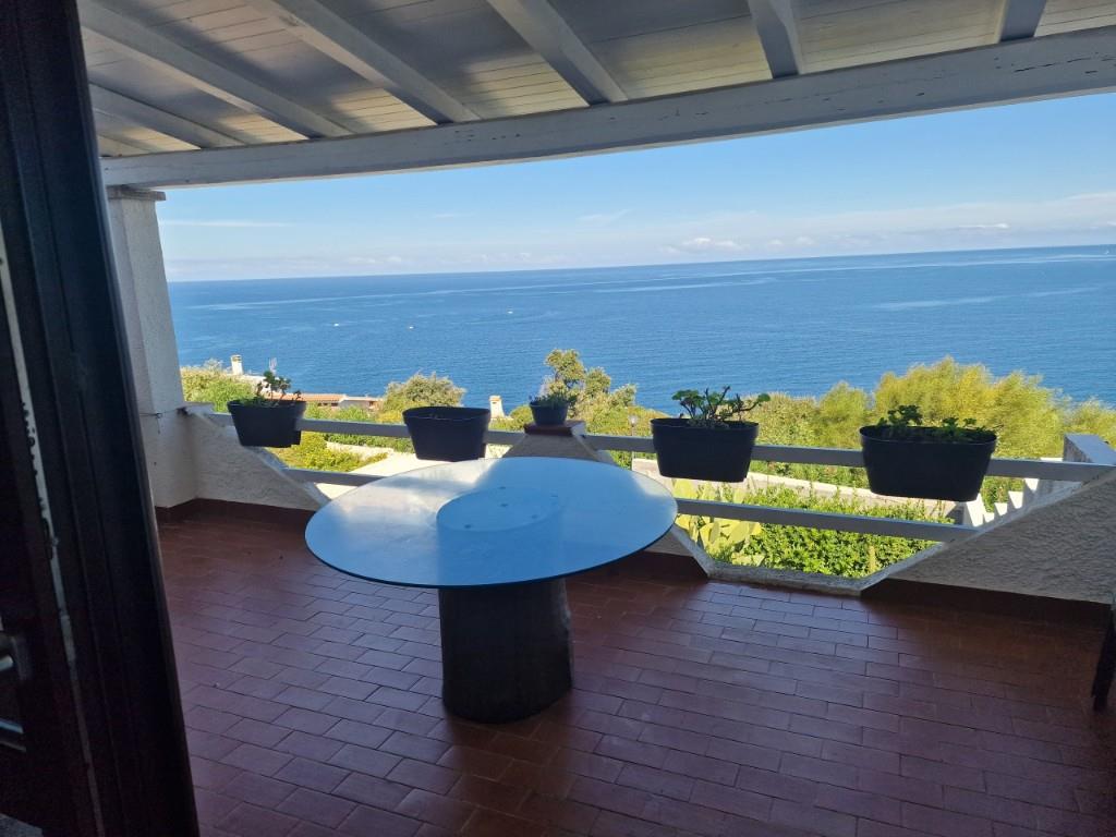 casa indipendente in vendita a Castelsardo