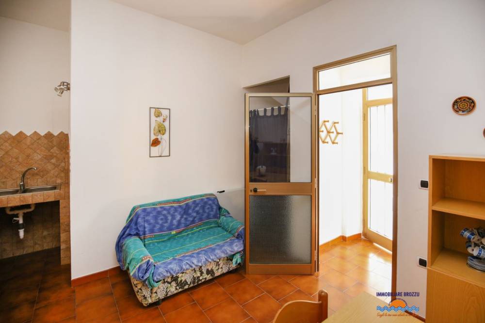 intera palazzina in vendita a Castelsardo in zona Lu Bagnu