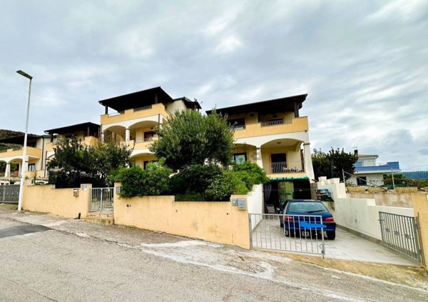 appartamento in vendita a Castelsardo in zona Lu Bagnu