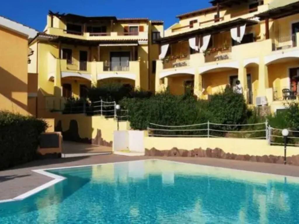 appartamento in vendita a Castelsardo in zona Lu Bagnu