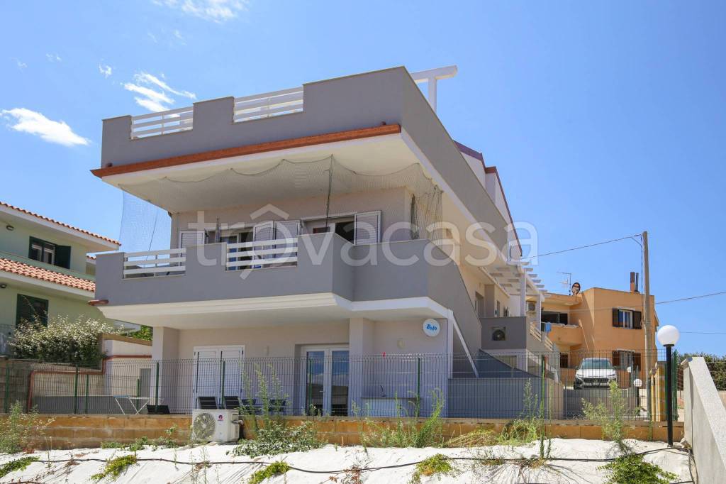 appartamento in vendita a Castelsardo in zona Lu Bagnu