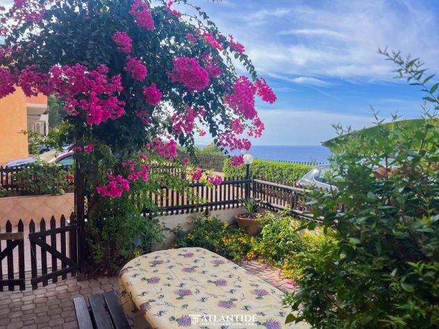 appartamento in vendita a Castelsardo in zona Lu Bagnu