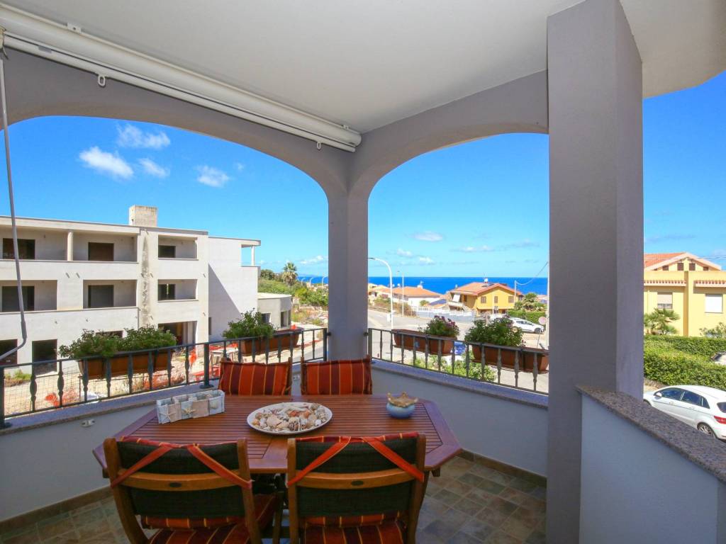 casa indipendente in vendita a Castelsardo in zona Lu Bagnu