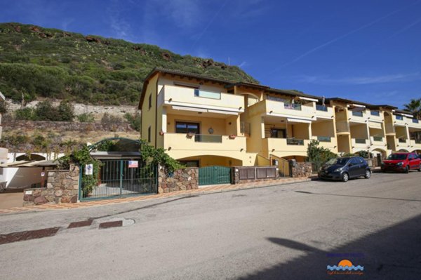 appartamento in vendita a Castelsardo in zona Lu Bagnu
