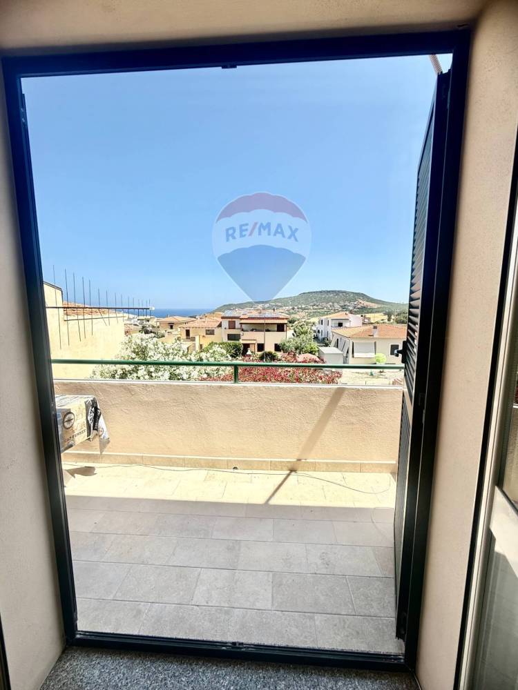 appartamento in vendita a Castelsardo in zona Lu Bagnu
