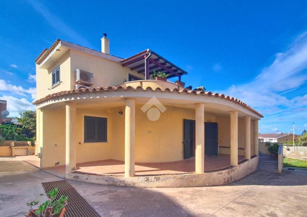 appartamento in vendita a Castelsardo in zona Lu Bagnu