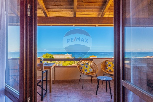 appartamento in vendita a Castelsardo in zona Lu Bagnu