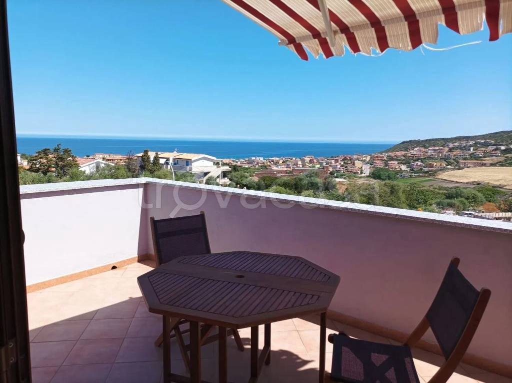 appartamento in vendita a Castelsardo in zona Lu Bagnu