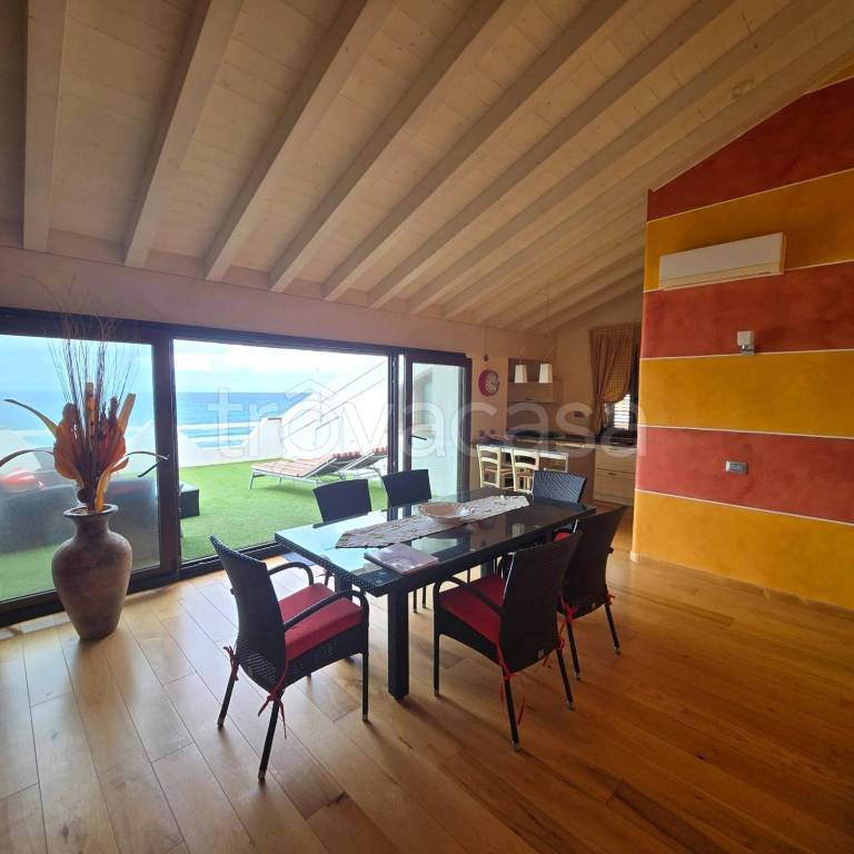 appartamento in vendita a Castelsardo in zona Lu Bagnu