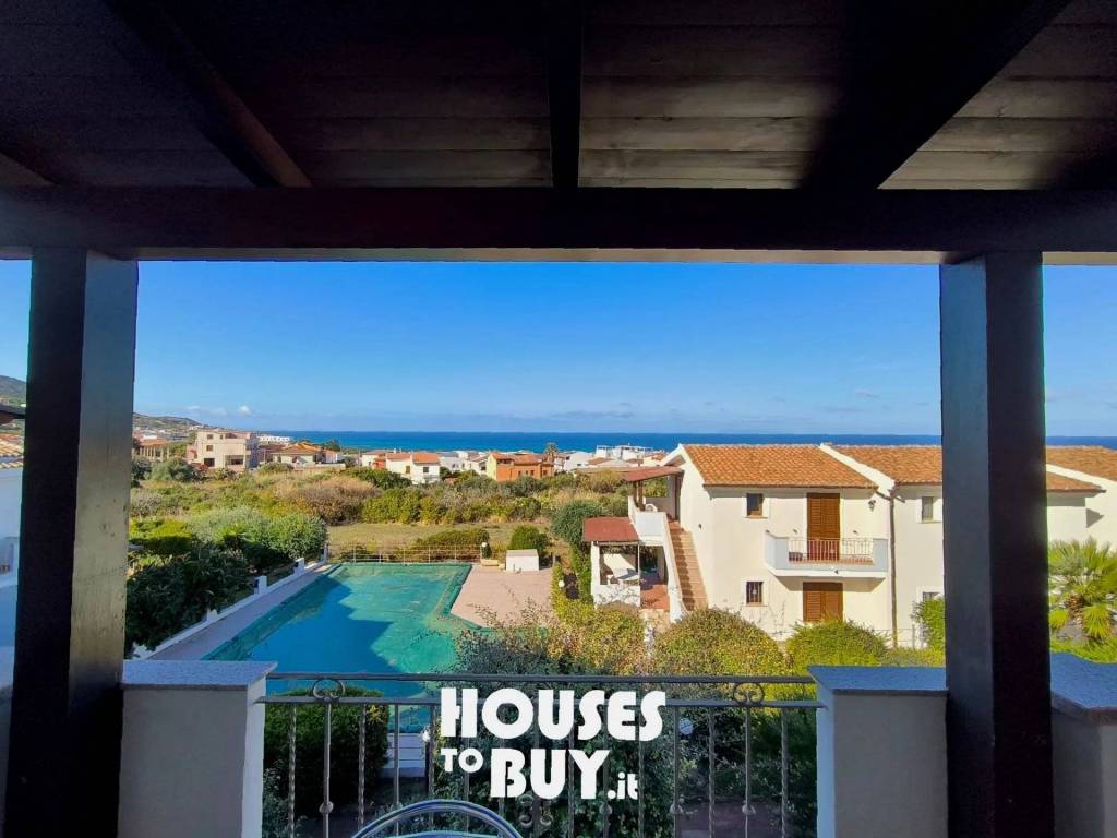 appartamento in vendita a Castelsardo in zona Lu Bagnu