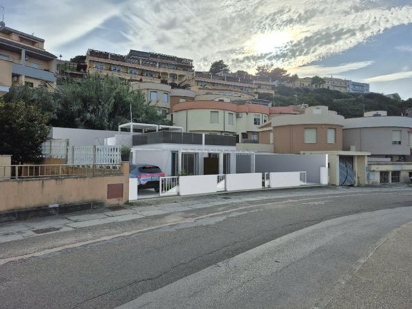 casa indipendente in vendita a Castelsardo