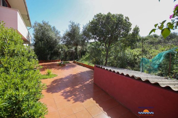 appartamento in vendita a Castelsardo in zona Lu Bagnu