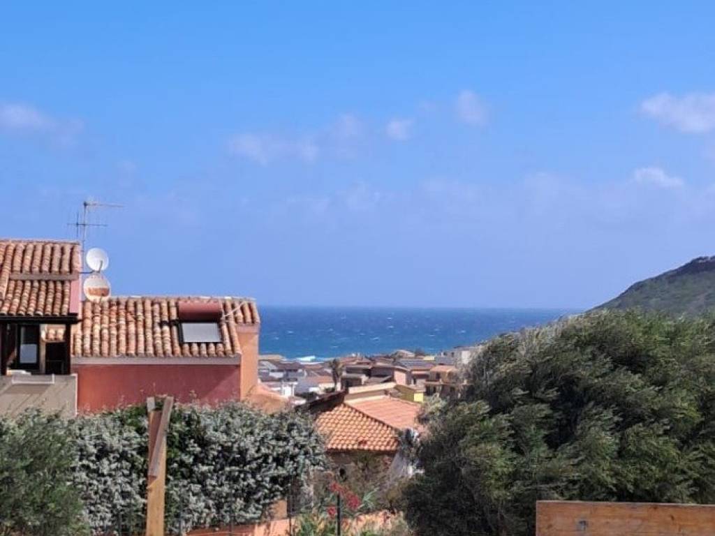 appartamento in vendita a Castelsardo in zona Lu Bagnu