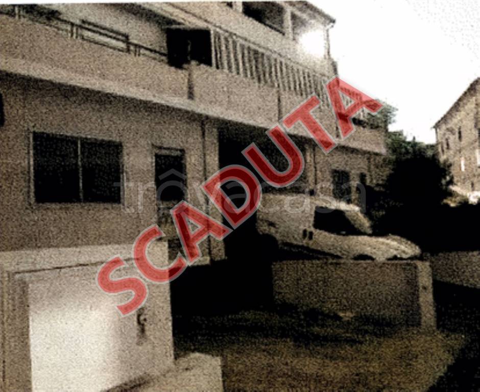 locale commerciale in vendita a Castelsardo