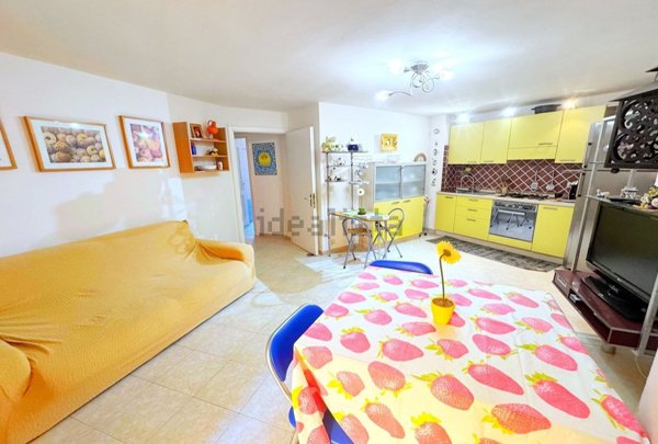 appartamento in vendita a Castelsardo in zona Lu Bagnu