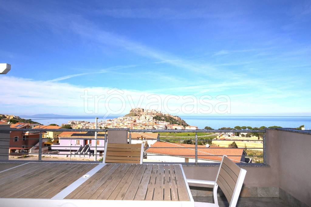 appartamento in vendita a Castelsardo in zona Lu Bagnu