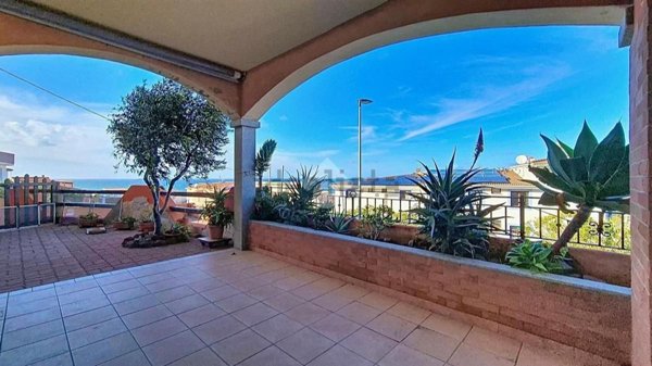 appartamento in vendita a Castelsardo in zona Lu Bagnu