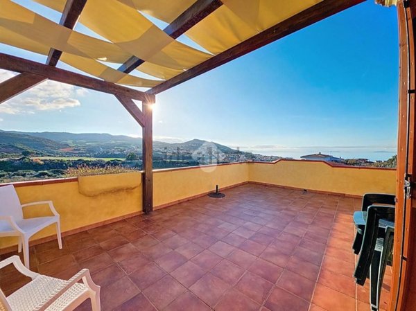 appartamento in vendita a Castelsardo in zona Lu Bagnu