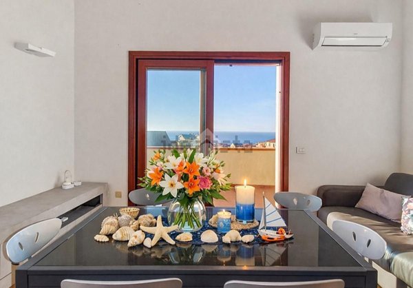 appartamento in vendita a Castelsardo in zona Lu Bagnu