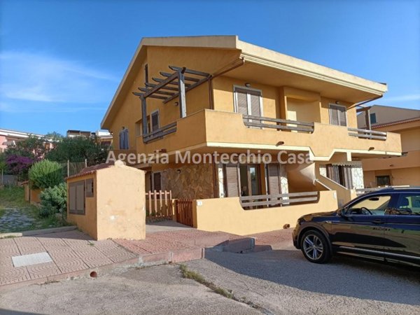appartamento in vendita a Castelsardo in zona Lu Bagnu