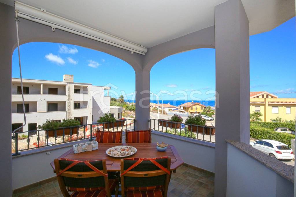 casa indipendente in vendita a Castelsardo in zona Lu Bagnu