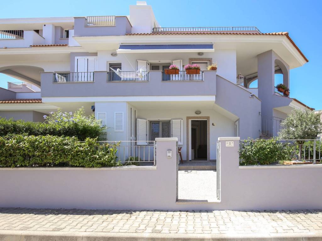 appartamento in vendita a Castelsardo in zona Lu Bagnu